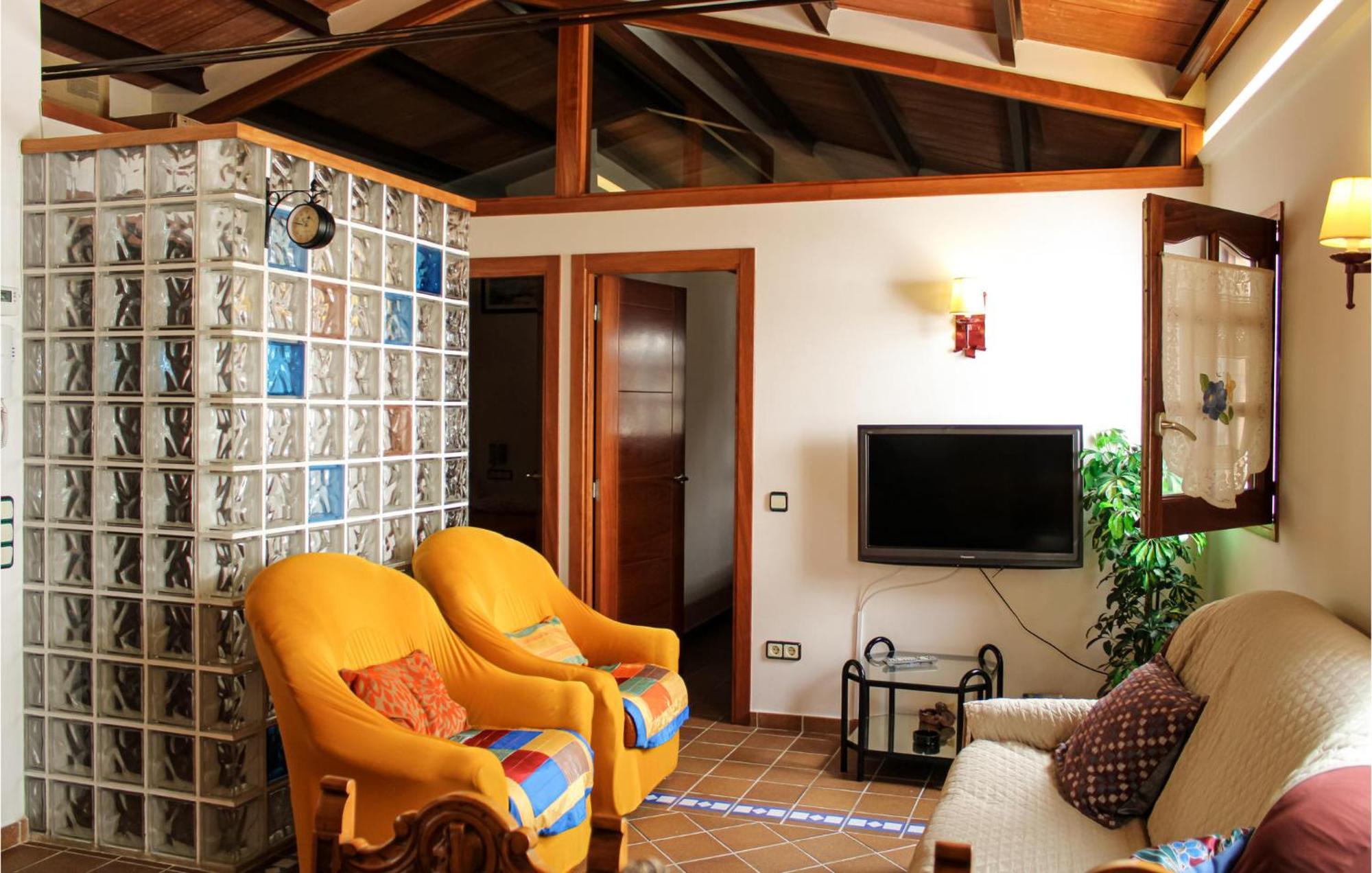 Amazing Apartment In Tossa De Mar With Wifi 外观 照片
