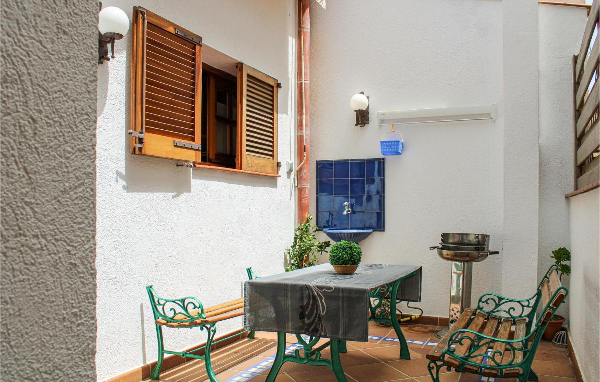 Amazing Apartment In Tossa De Mar With Wifi 外观 照片