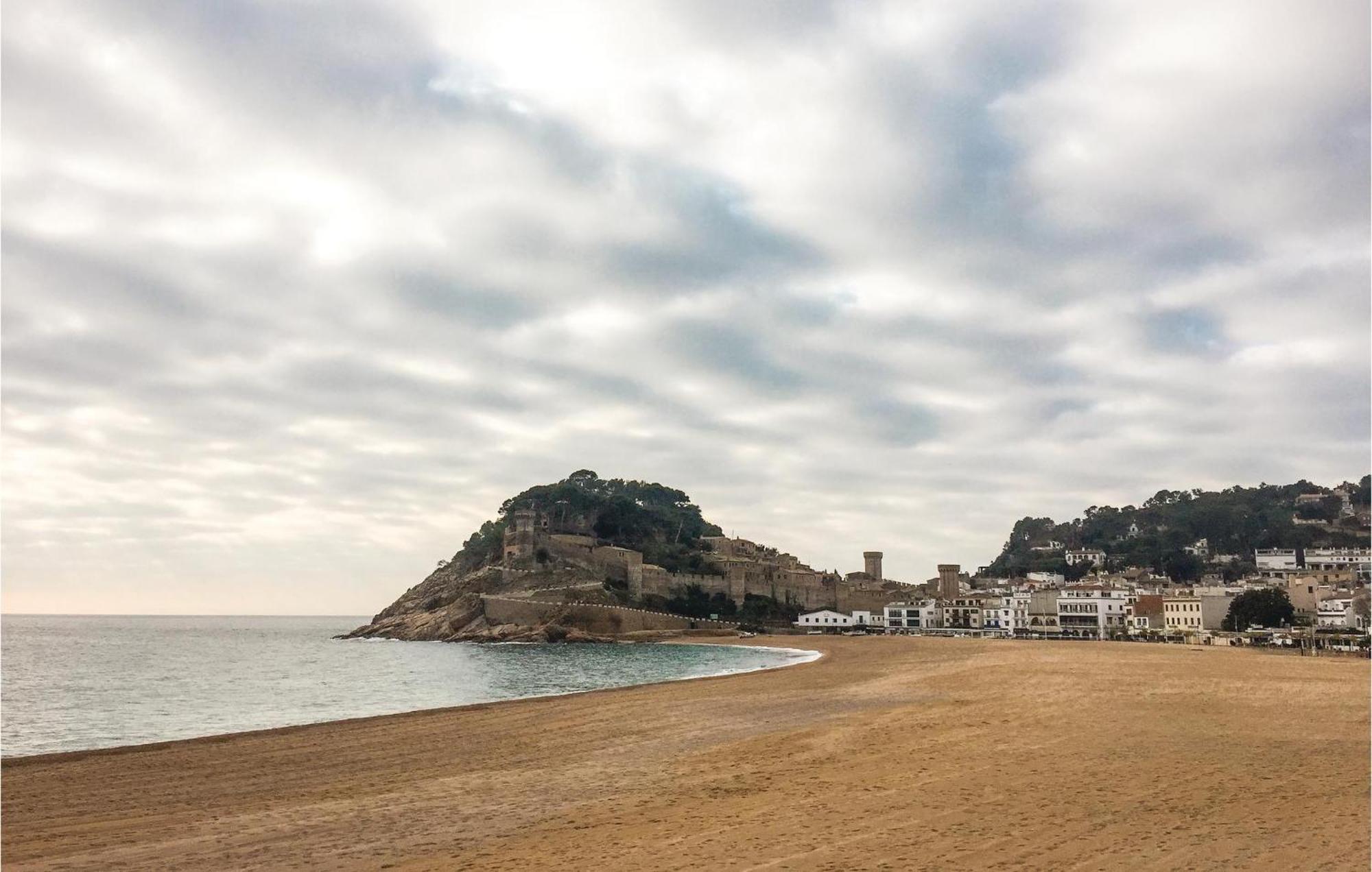 Amazing Apartment In Tossa De Mar With Wifi 外观 照片