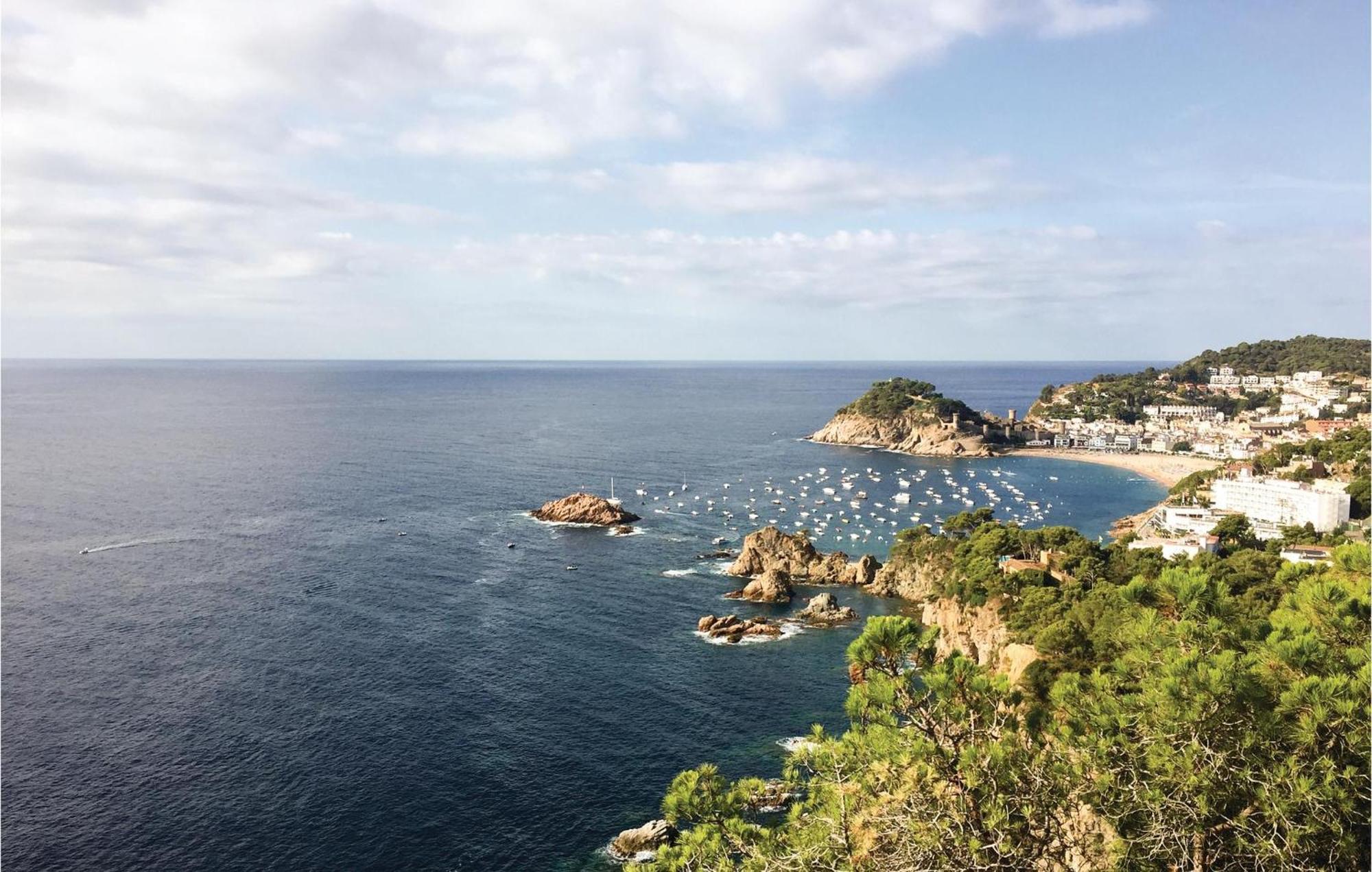 Amazing Apartment In Tossa De Mar With Wifi 外观 照片