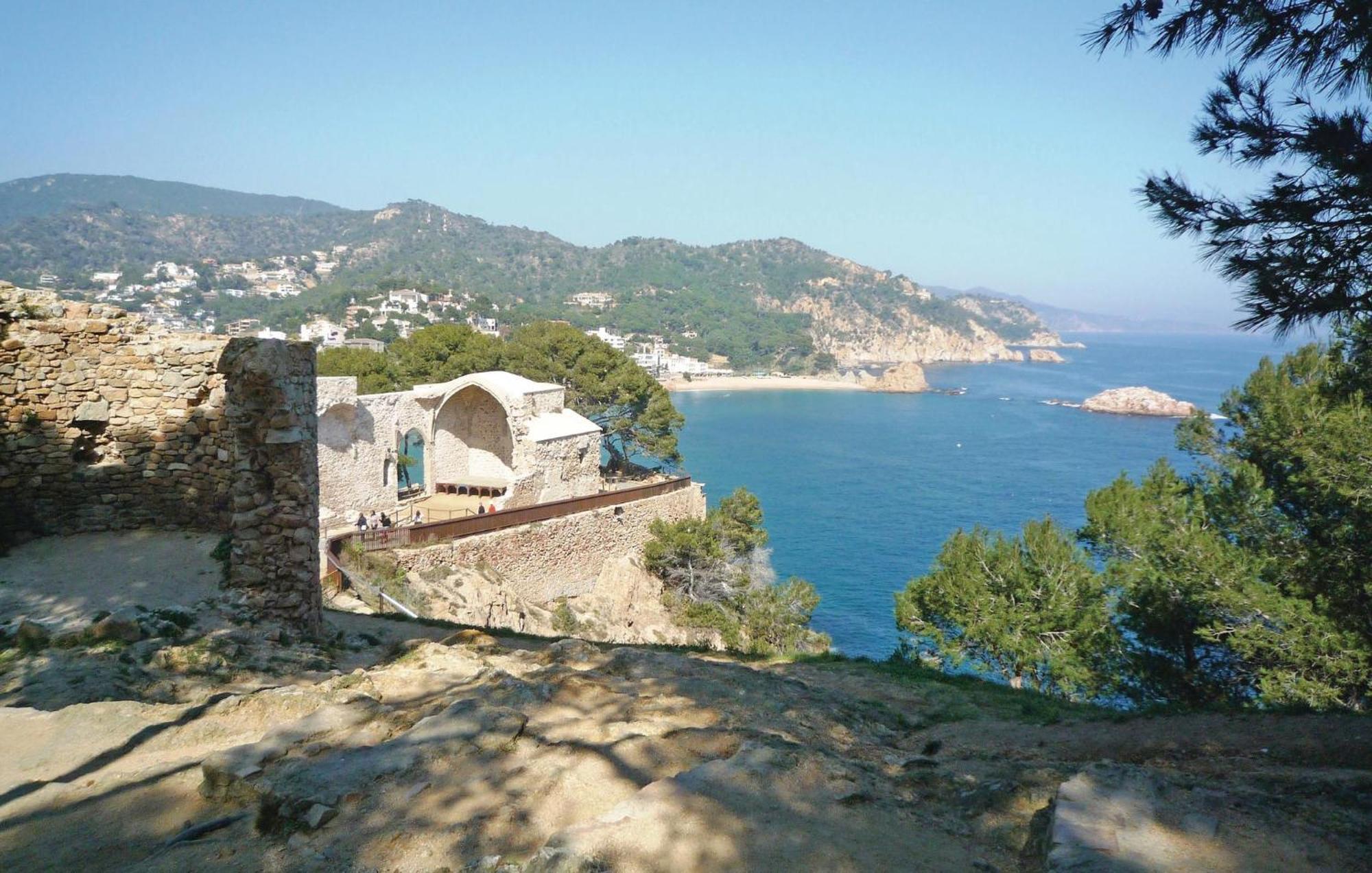 Amazing Apartment In Tossa De Mar With Wifi 外观 照片